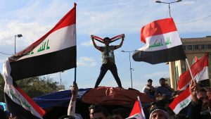 العراق: الصدر يعلن انفكاك “سرايا السلام” عن التيار والتحاقها بالدولة.. والزيدي يرحّب