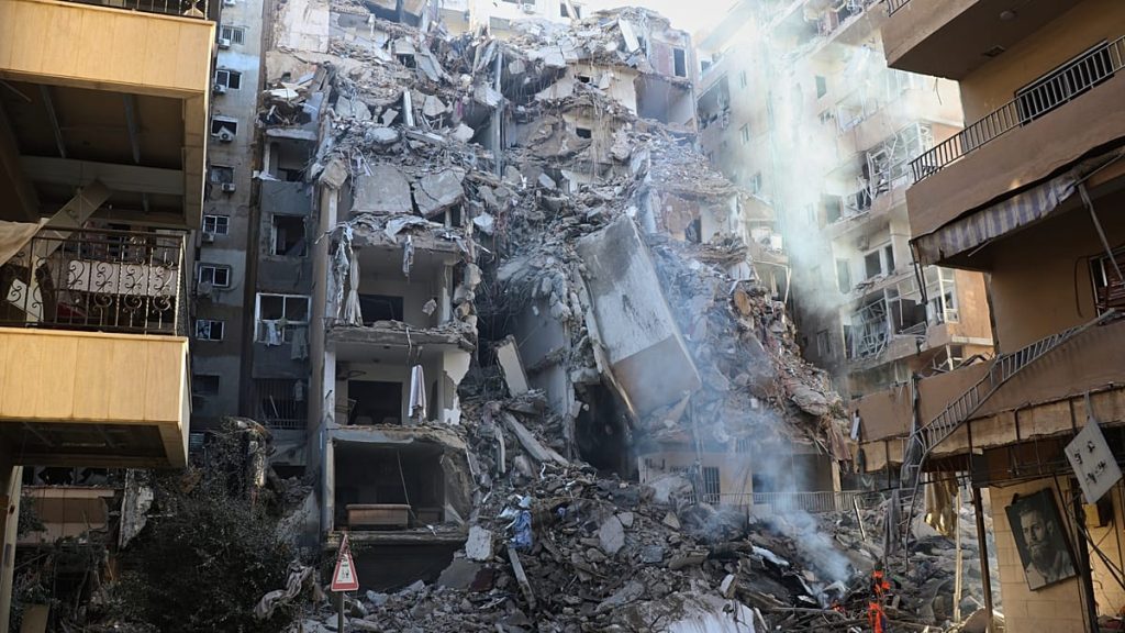 مقتل جندية إسرائيلية جراء مُسيّرة لحزب الله وغارات على جنوب لبنان توقع 11 قتيلاً
