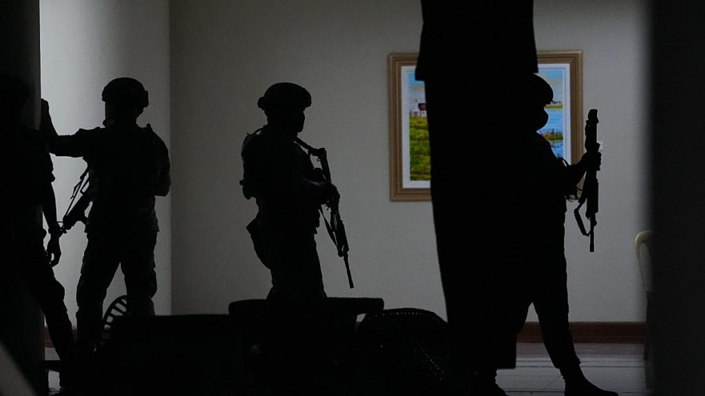 إطلاق نار داخل مجلس الشيوخ الفيليبيني خلال محاولة اعتقال سيناتور مطلوب للجنائية الدولية