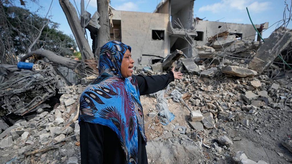 وسط غارات مكثفة.. الجيش الإسرائيلي يصنّف أجزاء واسعة من جنوب لبنان “منطقة قتال”