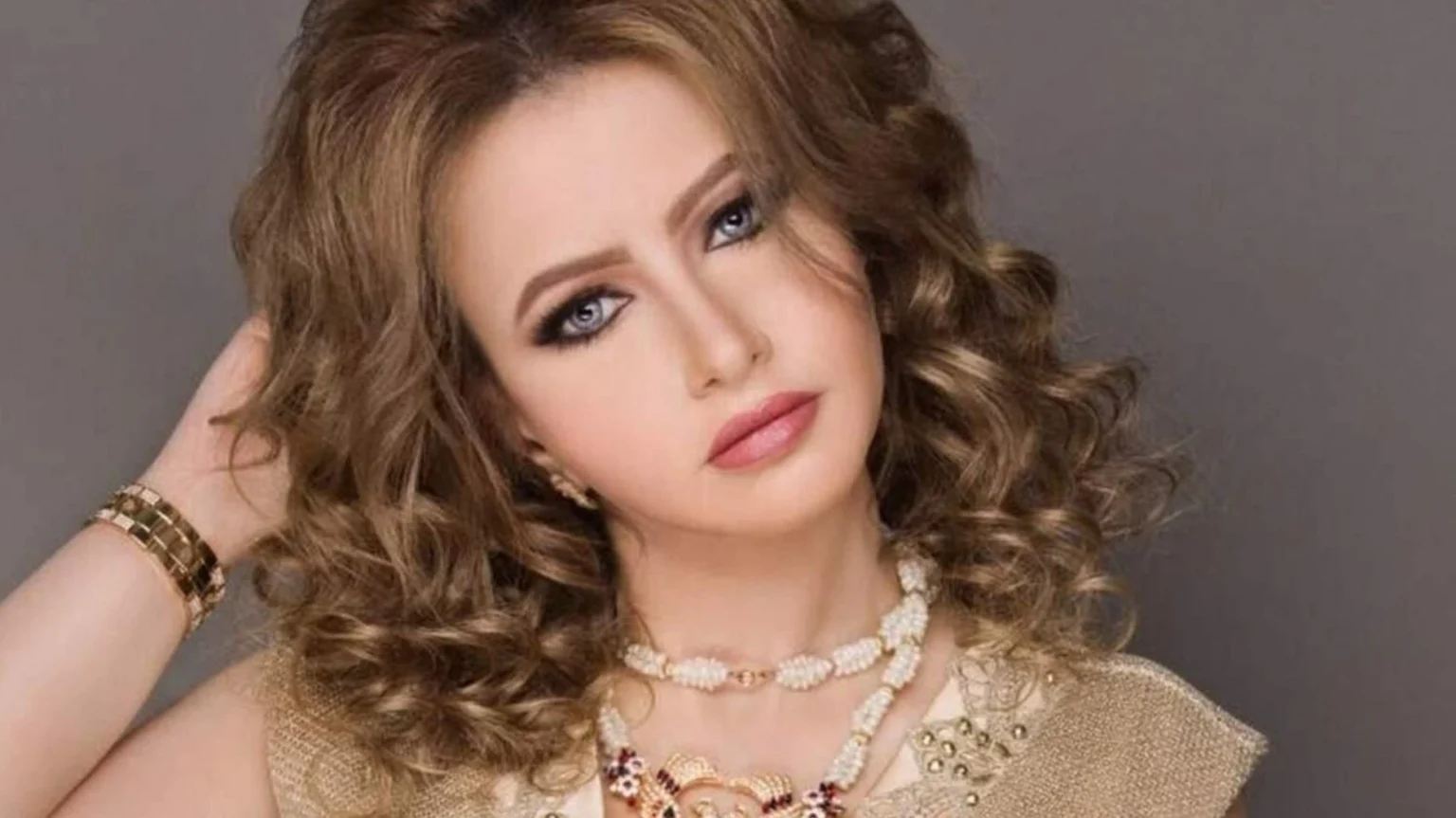 بعد أزمة «لفح الشعر».. مي العيدان تدافع عن «حنين» وتهاجم «أسيل»: أضاعت الطريق ! – أخبار السعودية