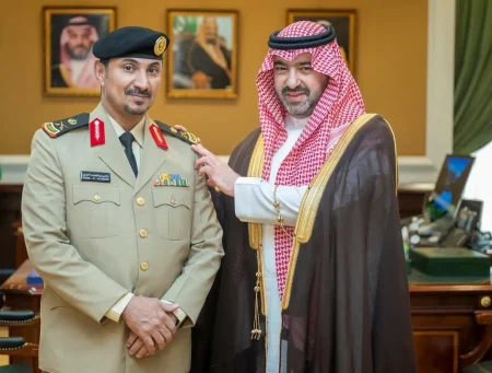 نائب أمير تبوك يستقبل قائد قوة أمن المنشآت بالمنطقة ويقلّده رتبته الجديدة – أخبار السعودية