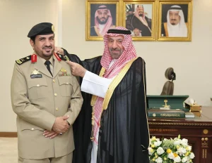أمير نجران يُقلِّد قائد أمن المنشآت بالمنطقة رتبة لواء – أخبار السعودية