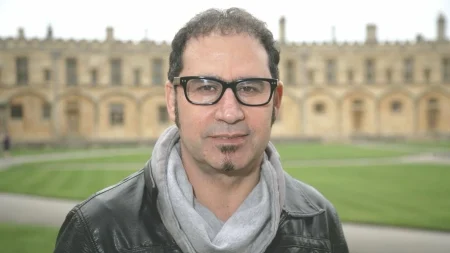 روائي يختزل الخليج في «اقتصاد بلا ثقافة».. ومثقفون: أوهام «المركز والهامش» أسقطها الواقع – أخبار السعودية