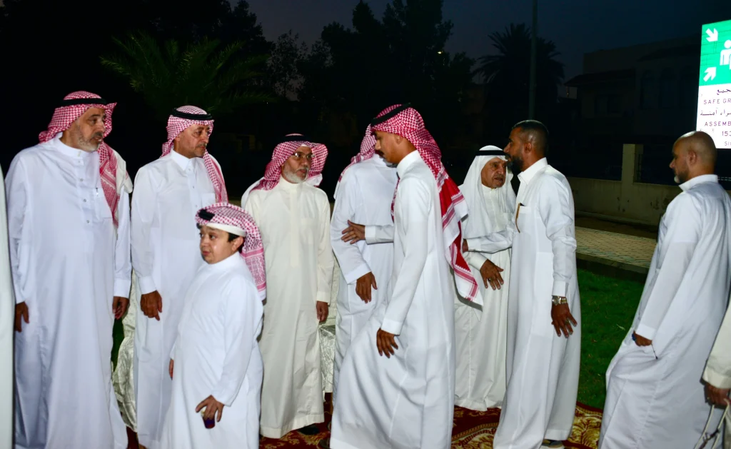 أسرتا بصير والقرشي تستقبلان المعزين في فقيدهما محمد – أخبار السعودية
