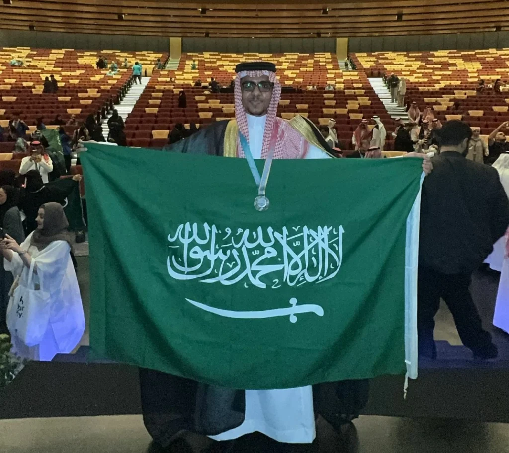 الأهدل يحقق «الفضية» عالمياً في «آيتكس 2026» – أخبار السعودية