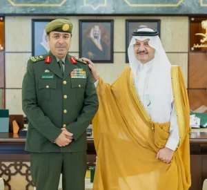 أمير الشرقية يستقبل مدير جوازات المنطقة بمناسبة ترقيته – أخبار السعودية