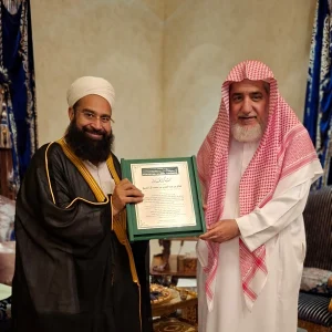 طاهر أشرفي يكرّم صالح آل الشيخ لدعمه مؤتمر «رسالة الإسلام» – أخبار السعودية