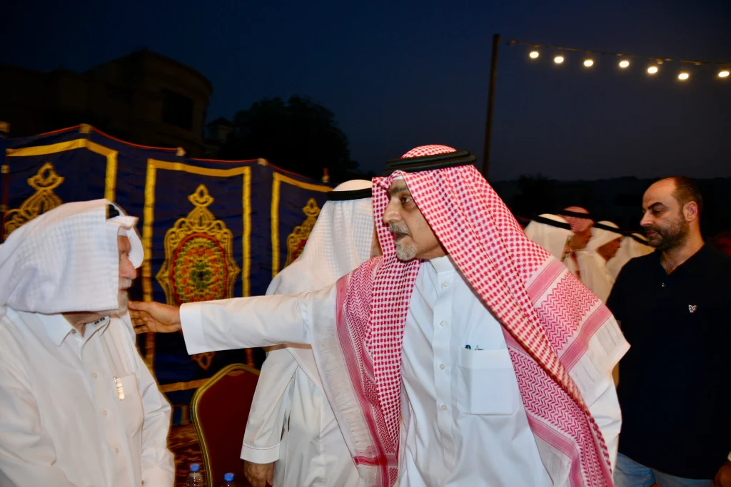 مسؤولون وأعيان يواسون آل قطان في فقيدهم – أخبار السعودية