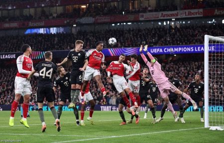 نهائي دوري أبطال أوروبا.. أرسنال يتقدم على باريس سان جيرمان في الشوط الأول
