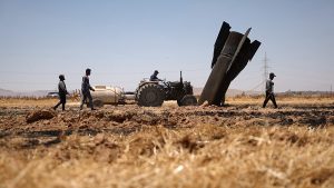 قطع طرق النفط العراقي في شرق سوريا.. مطالب معيشية ومصير معتقلي “داعش” يفجّران الغضب