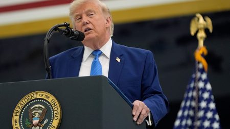 “شعبيتها ضعيفة وتبحث عن تأييد”.. ترامب يجدد هجومه على ميلوني والأخيرة تردّ بعنف