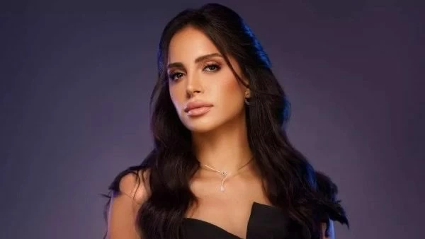 ماذا قالت آمال ماهر على أنباء تأجيل حفلها في باريس ؟ – أخبار السعودية