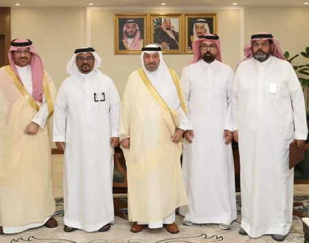 أمير نجران يُسلّم متبرعين بالكلى وسام الملك عبد العزيز من الدرجة الثالثة – أخبار السعودية