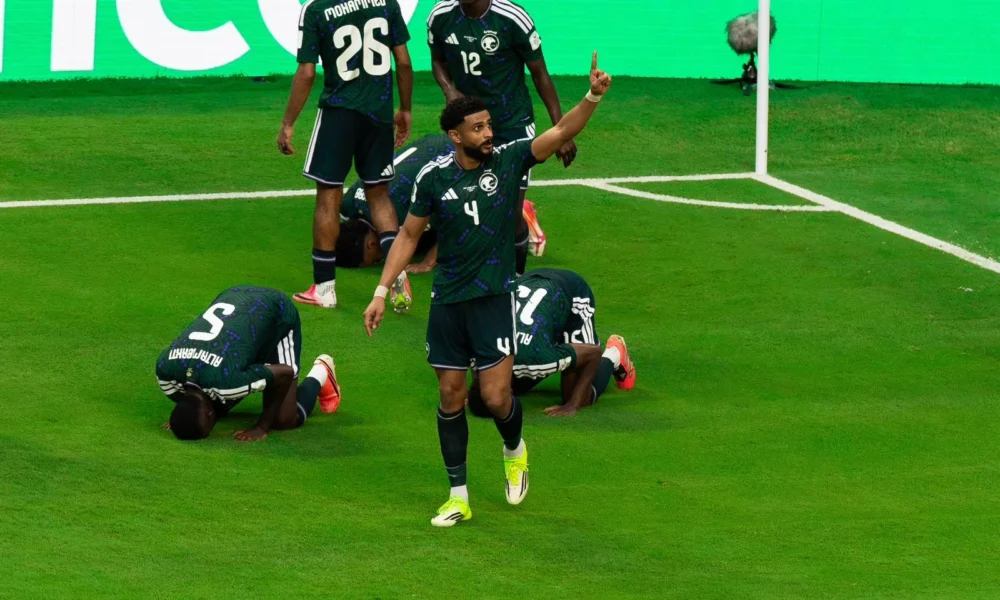 تألق عبدالإله العمري في المونديال: طموحات وأرقام جديدة