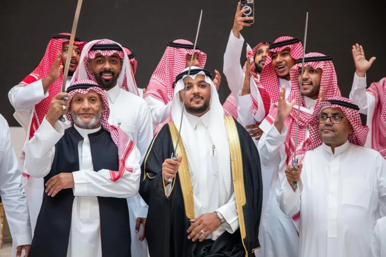 عشقان يحتفي بليلة العمر – أخبار السعودية