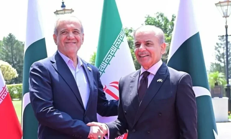 تفاصيل زيارة بيزشكيان لباكستان وملف المفاوضات مع أمريكا