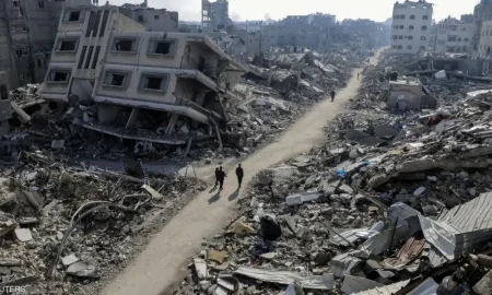 مقتل سائق جرافة إسرائيلي بانهيار مئذنة مسجد في غزة