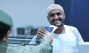 جوازات ميناء جدة تودع أولى رحلات الحجاج لعام 1447هـ