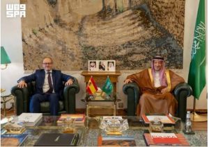 نائب وزير الخارجية يناقش العلاقات الثنائية مع وزير الدولة الإسباني