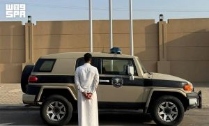 ضبط مواطن بجازان لنقله 9 مخالفين لنظام أمن الحدود من الجنسيتين اليمنية والإثيوبية