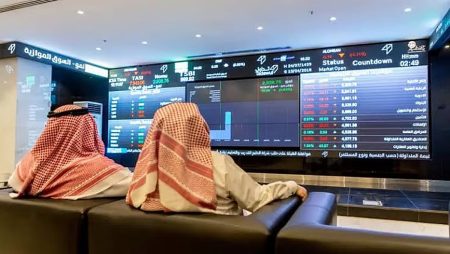 محلل مالي: سوق الأسهم السعودية شهد تفاؤلاً بإمكانية التوصل إلى اتفاقات بين أمريكا وإيران