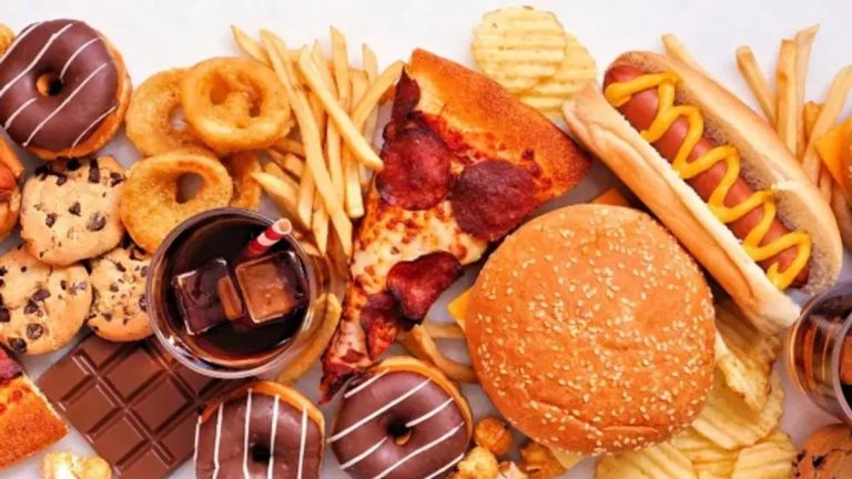 طبيب روسي يحذر من خطر كبير في الأغذية المصنعة