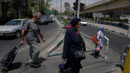 مباشر – يوم جديد من التصعيد: ضربات أميركية متواصلة على إيران.. ونتنياهو يلتقي ترامب الثلاثاء