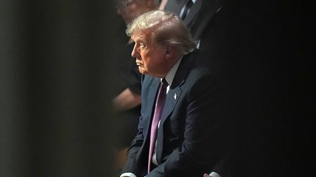هل يتجاهل ترامب اتهامات تطال روسيا بمساعدة إيران في استهداف القوات الأمريكية؟