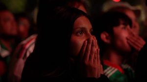 فيديو. جماهير المكسيك في صدمة بعد انتهاء حلم منتخبها في كأس العالم