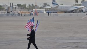 واشنطن تُبقي طائرات التزوّد بالوقود في مطار بن غوريون.. و50 ألف تذكرة سفر مهددة بالإلغاء