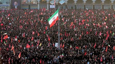 إيران تهدد بإدخال إسرائيل على خط الرد.. وتحرك قطري بين واشنطن وطهران