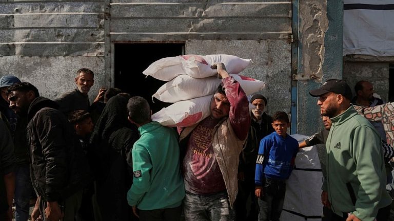 رفض فلسطيني لقرار مجلس السلام إنهاء دور “الأونروا” في غزة