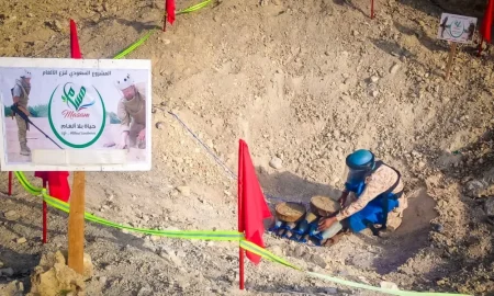 مشروع مسام لنزع الألغام يتلف 724 لغماً في حضرموت