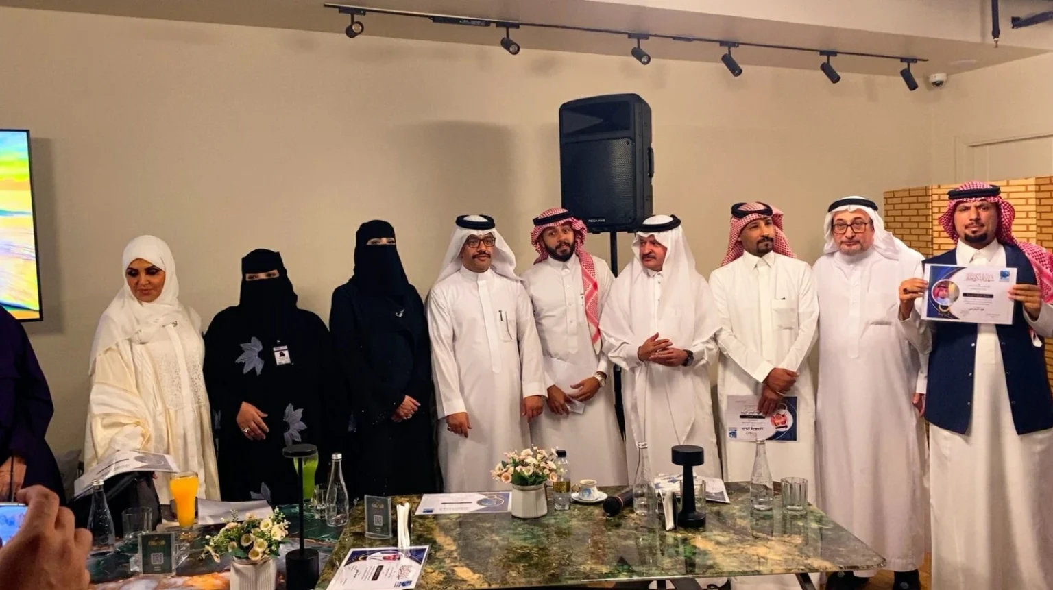 أمسية «كفاءات الإعلامي».. غاب الشعر فحضرت التجاوزات – أخبار السعودية