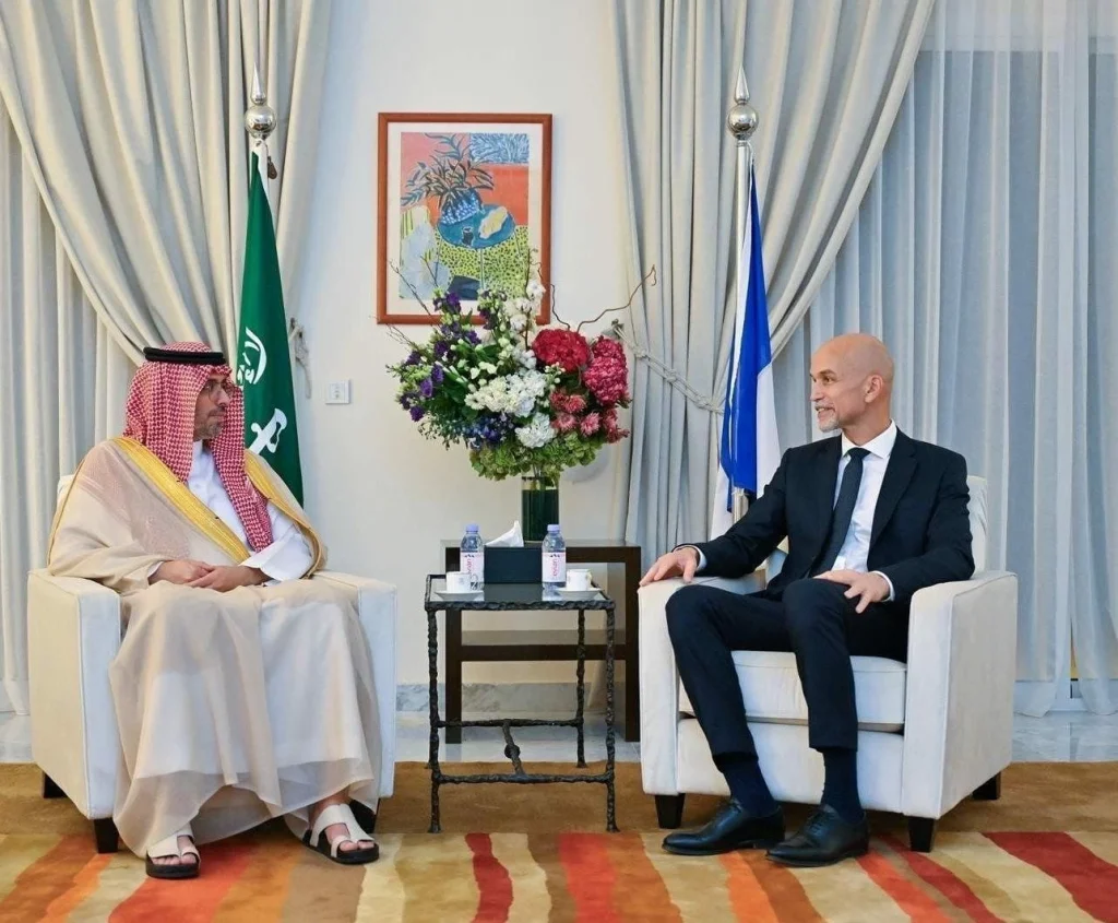 محافظ جدة يشارك القنصلية الفرنسية الاحتفال بالعيد الوطني ومئوية العلاقات الدبلوماسية – أخبار السعودية