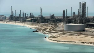 ترمب يأمر بضربات في العمق الإيراني.. وأسواق الطاقة تقفز بأكثر من 3% – أخبار السعودية