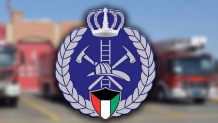 قوة الإطفاء الكويتية تعلن السيطرة على حريقين جنوب البلاد عقب الهجمات الإيرانية