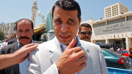 منشور يثير الجدل.. محمد دحلان يتراجع عن إعلان وقف الضربات الإسرائيلية على غزة