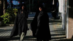 3 أفكار إسرائيلية “صادمة” لحسم الحرب مع إيران: تقسيم البلاد وتجنيد الأمريكيين وصفقة مع الصين