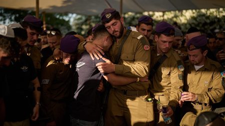 انتحار جندي احتياط في الجيش الإسرائيلي يعيد فتح ملف الأعباء النفسية بعد حرب غزة
