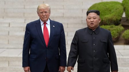 بعد خفض المناورات مع كوريا الجنوبية.. ترامب : كيم جونغ أون لبّى دعوتي للحوار