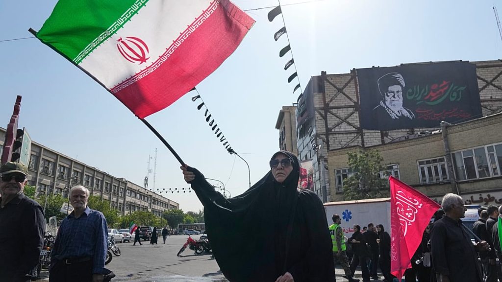 ما الذي أفشل خطة إسرائيل لإسقاط النظام في إيران؟ تقرير يكشف دور أردوغان وأحمدي نجاد والأكراد