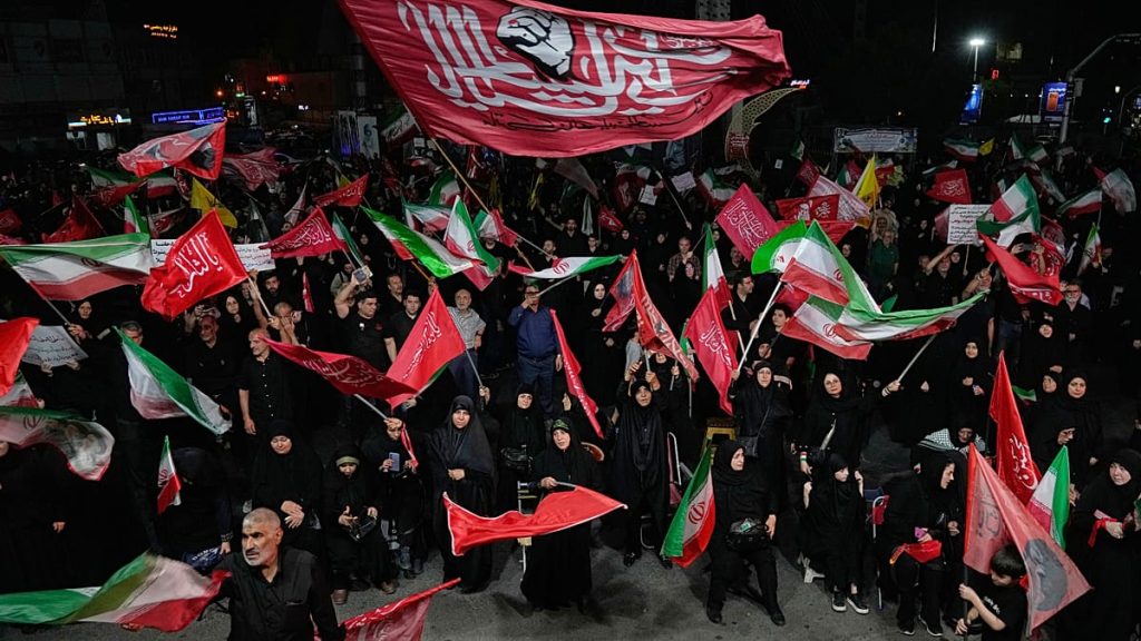 تحليل إسرائيلي: لماذا لا تهاجم طهران تل أبيب.. وما الذي غيّر حساباتها؟