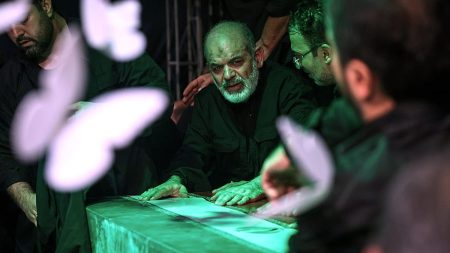 اتصالات سرية بين واشنطن والحرس الثوري.. هل حاولت إدارة ترمب فتح قناة مباشرة مع طهران؟