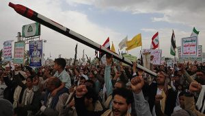 الهجوم الثاني خلال 24 ساعة..الحوثيون يستهدفون القوات الحكومية اليمنية في مأرب ويوقعون قتلى وجرحى