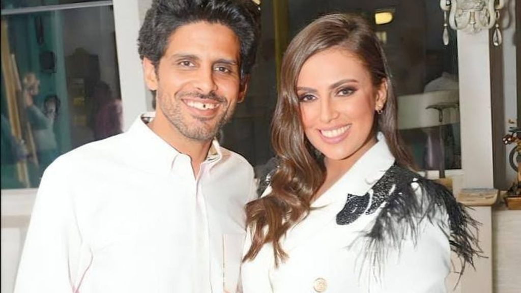حمدي الميرغني يعلن انفصاله عن إسراء عبد الفتاح بعد تسع سنوات زواج