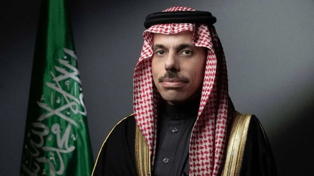 وزير الخارجية: نرفض أي تقسيم للمسجد الأقصى أو تغيير هويته الإسلامية