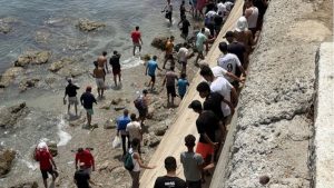 رئيس وزراء إسبانيا ينفي مسؤولية المغرب عن تدفق اللاجئين إلى سبتة