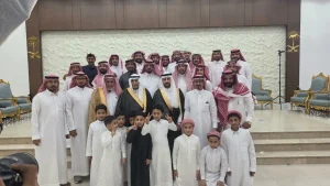 مشهور يحتفل بزواج عمر – أخبار السعودية